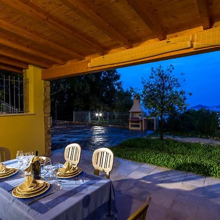 Borgo Dell'uccellaia - Turchese - Giada * مارتْشانا مارينا