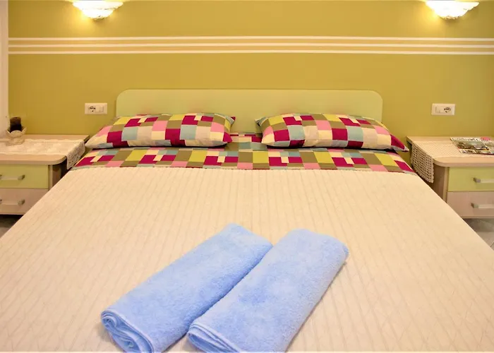 Borgo Dell'uccellaia - Turchese - Giada